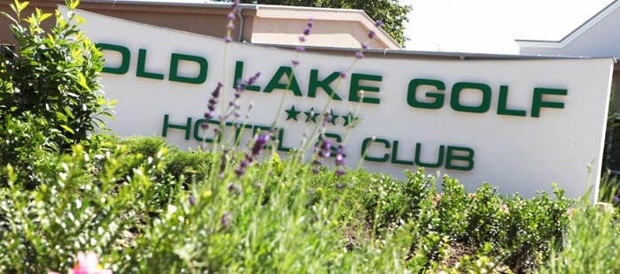 Old Lake Golf Club & Hotel****